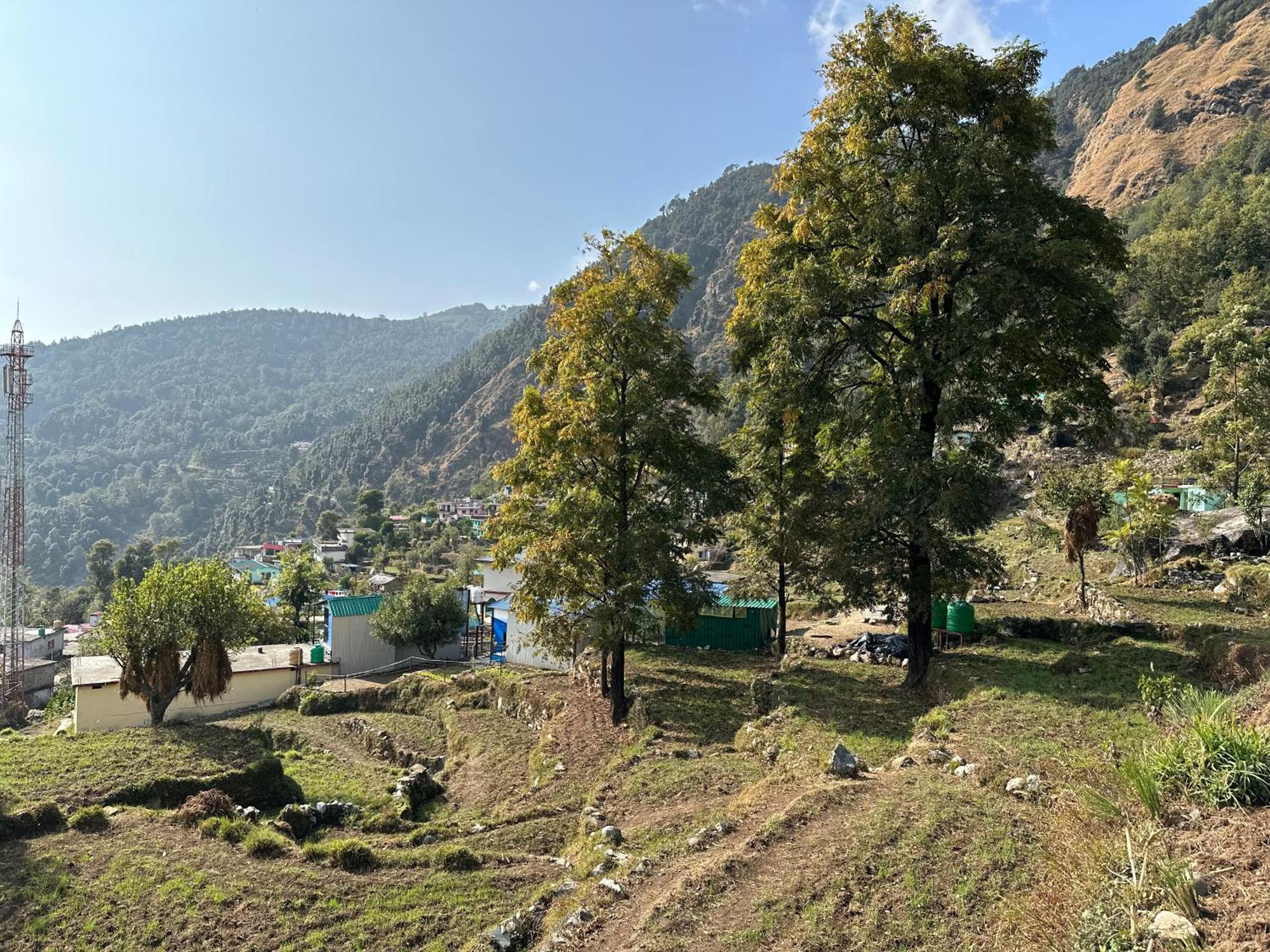 Lake Haven Resort, Sari, Chopta Exterior foto